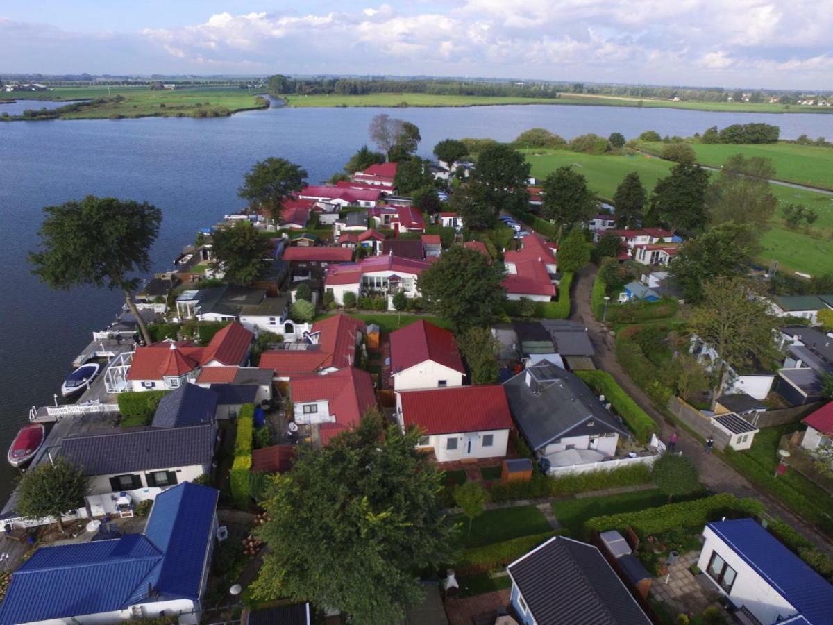 Ferienpark Vislust Haus De Graaf Niederlande Ijsselmeer Wervershoof Dış mekan fotoğraf